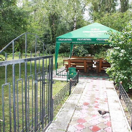 Vydubychi Hostel Kiev Bagian luar foto
